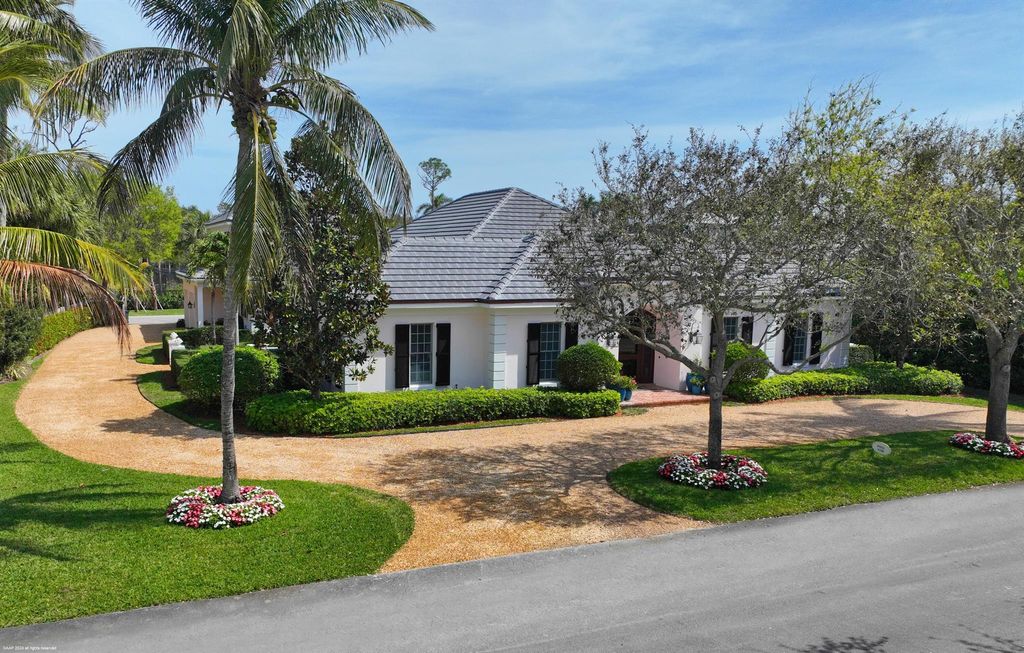 Photo of 11700 SE Laurel Lane, Hobe Sound, FL 33455 (MLS # R10966565)