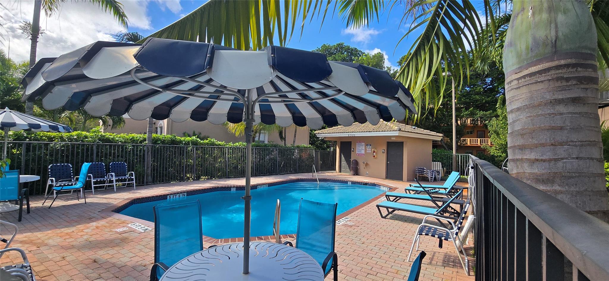 Rokest Apts Of Tamarac - Residential Lease