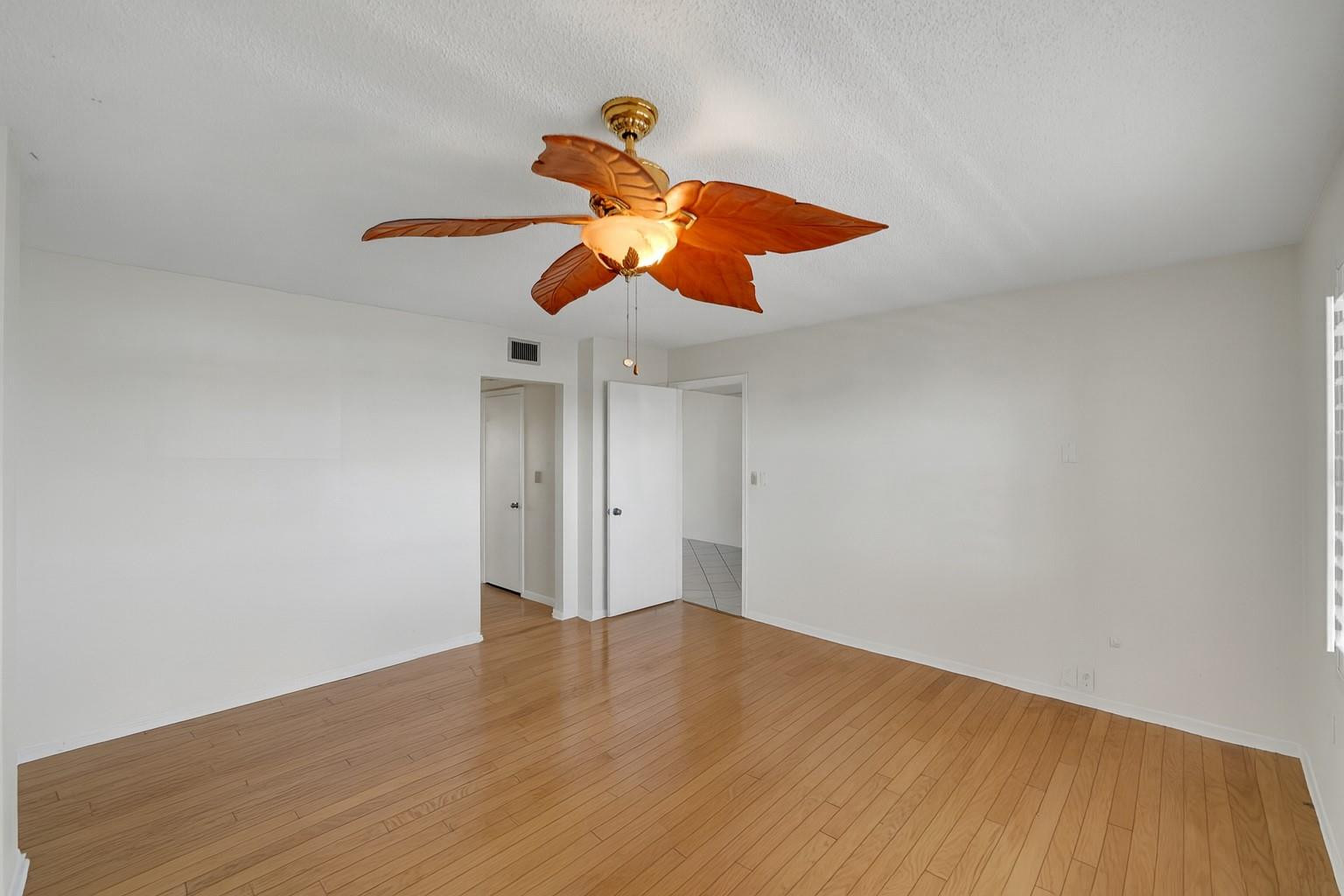 Pilot House Water View - Residential