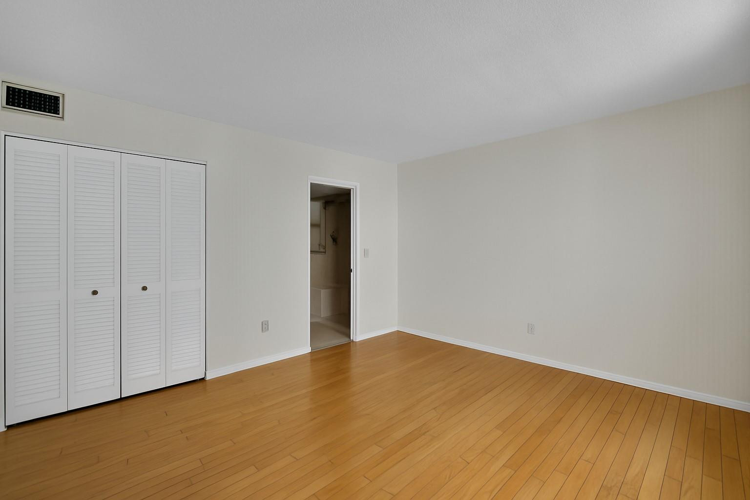 Pilot House Water View - Residential