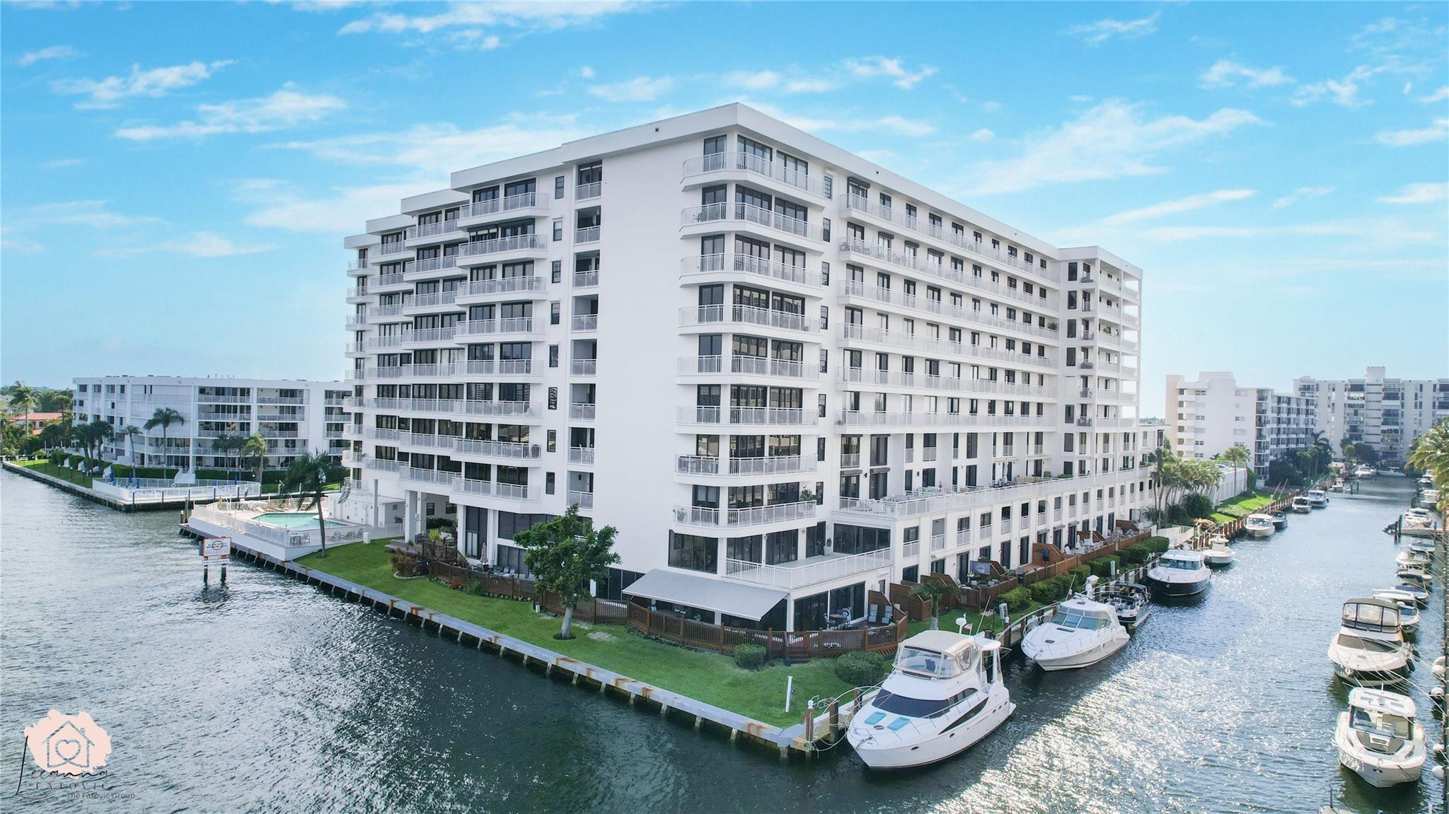 Pilot House Water View - Residential