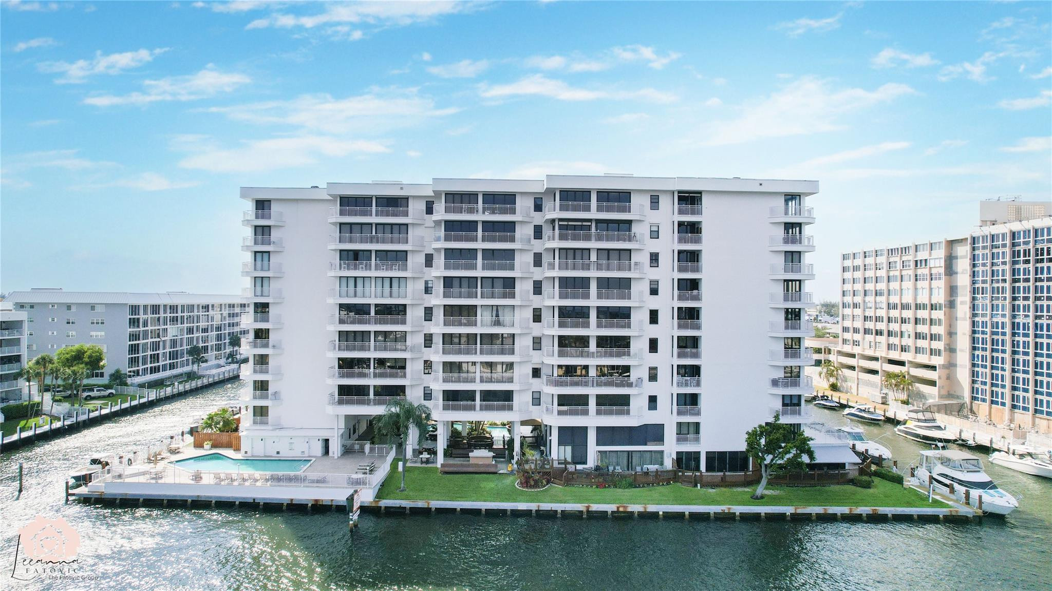 Pilot House Water View - Residential