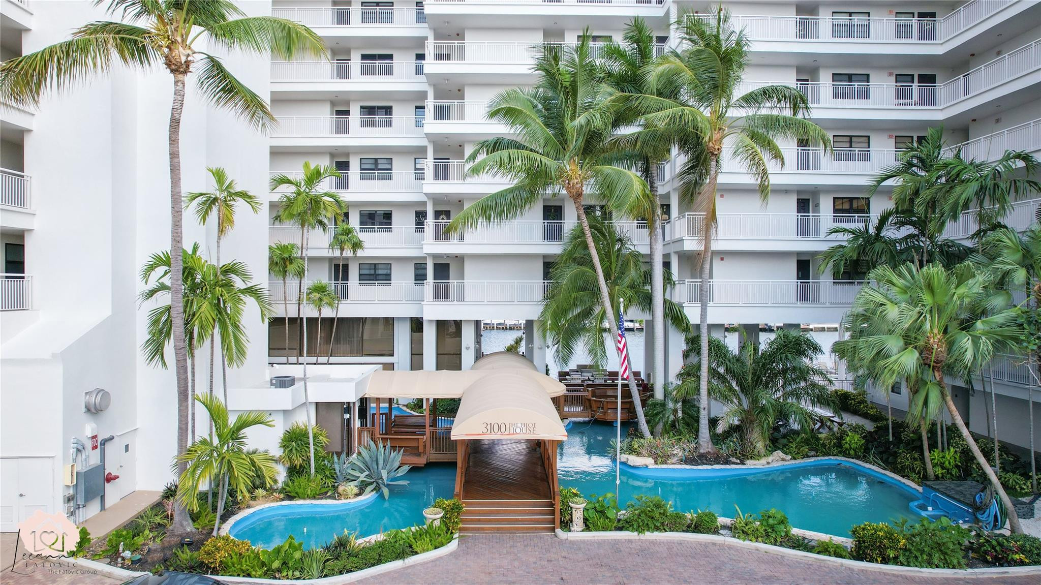 Pilot House Water View - Residential