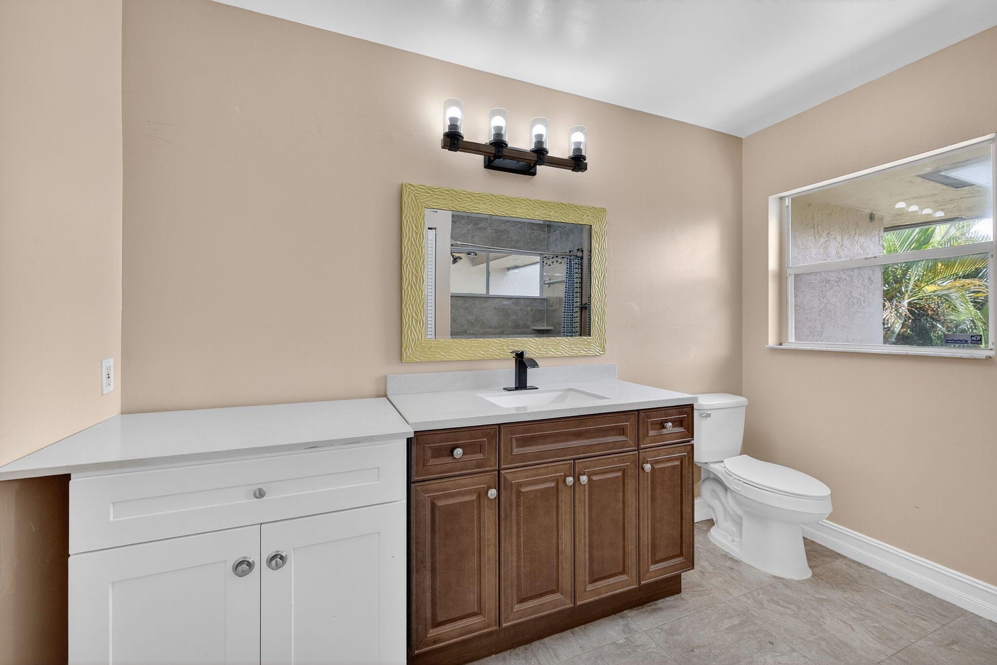 SARTORI LAKE - Residential Lease