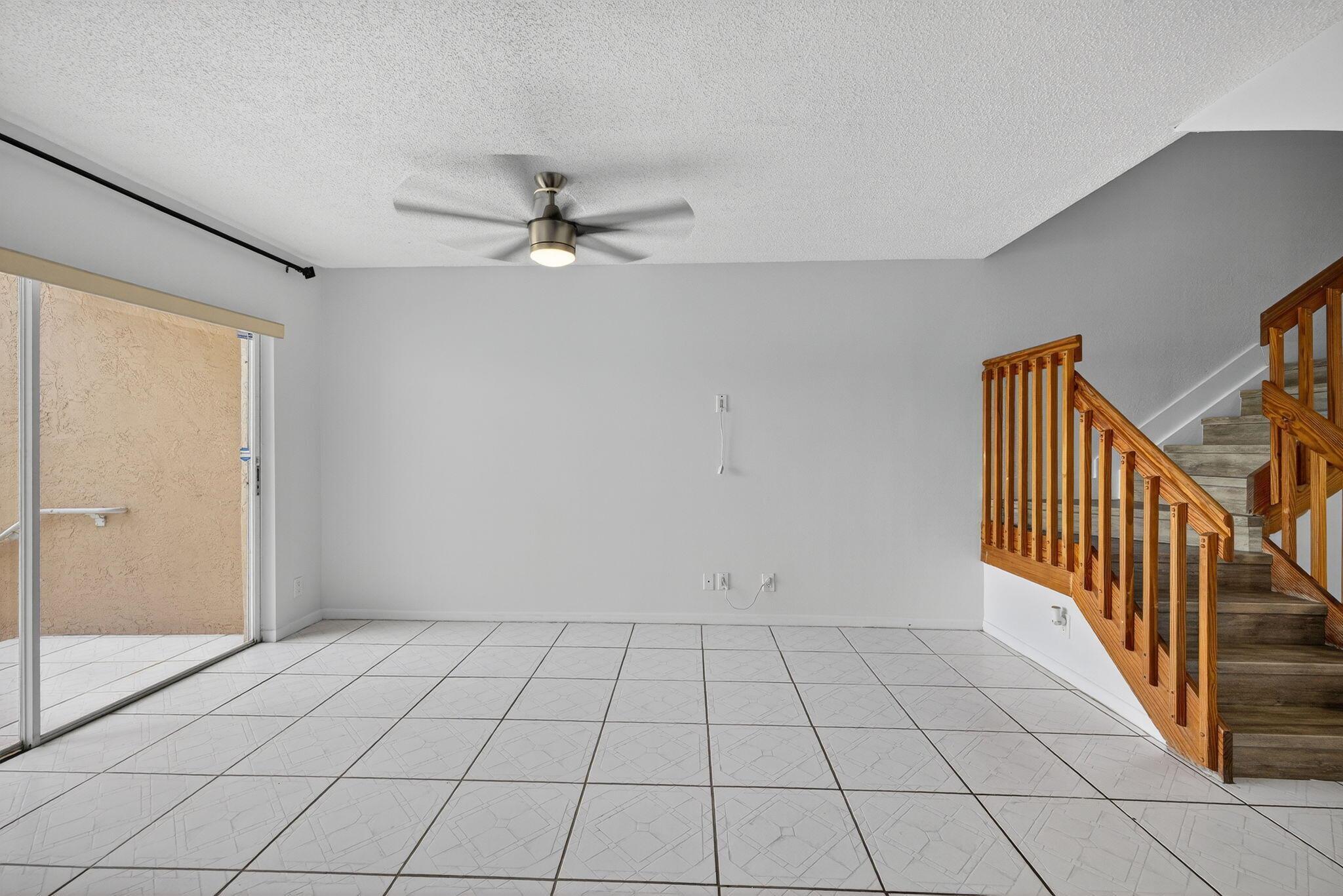 SARTORI LAKE - Residential Lease
