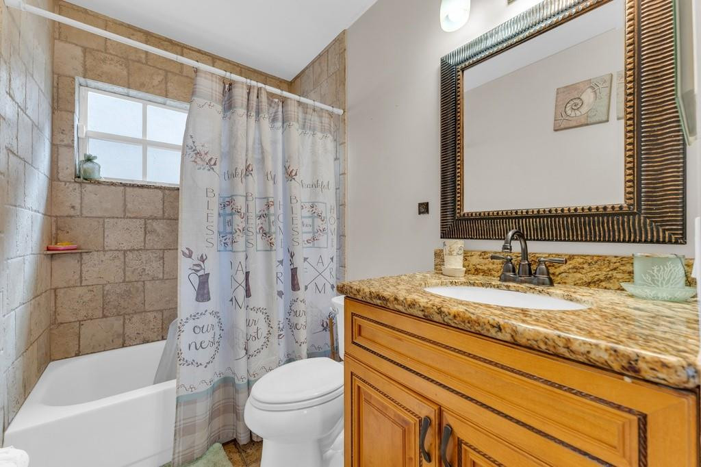 WEST GLEN VILLAGE - Residential