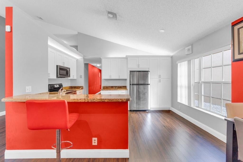 WEST GLEN VILLAGE - Residential