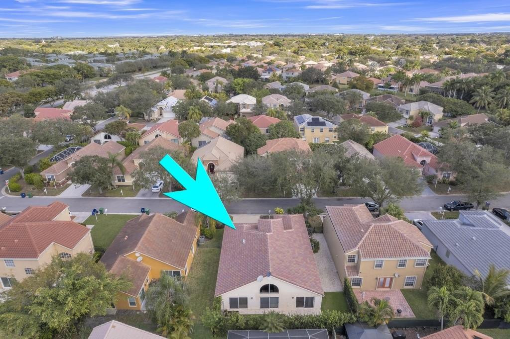 WEST GLEN VILLAGE - Residential