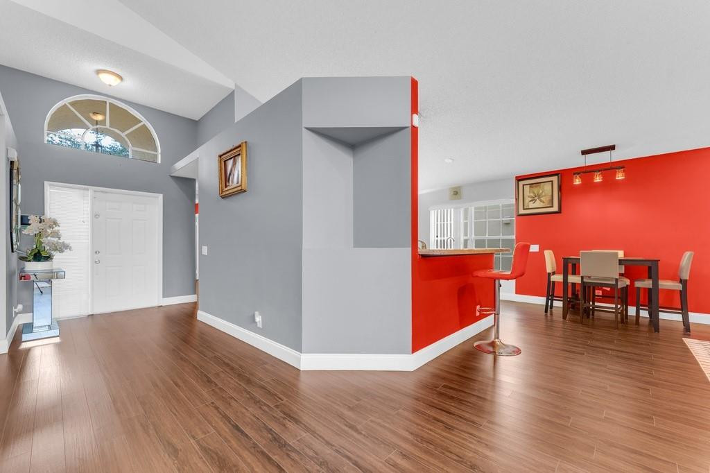 WEST GLEN VILLAGE - Residential