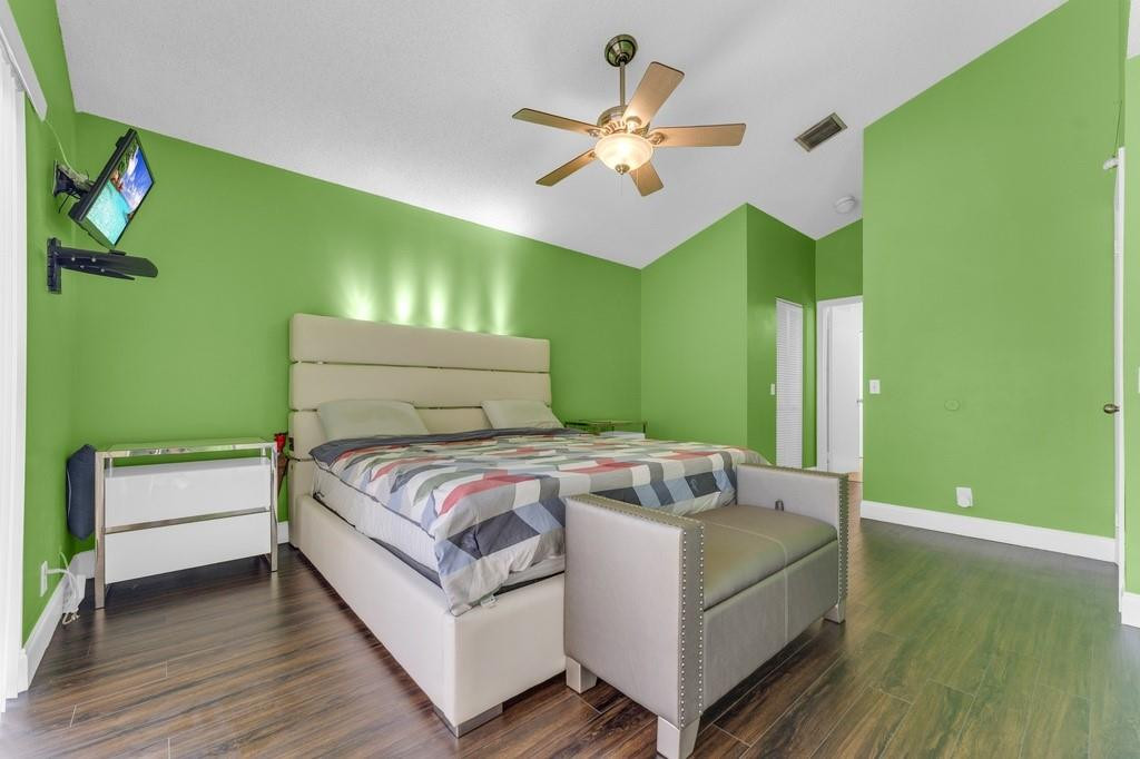 WEST GLEN VILLAGE - Residential