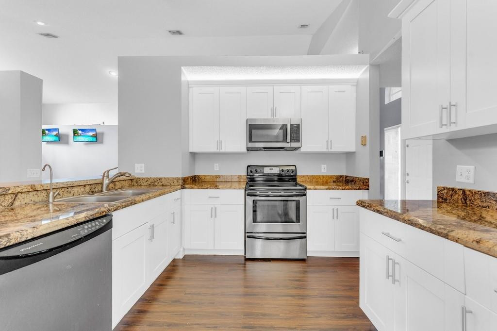 WEST GLEN VILLAGE - Residential