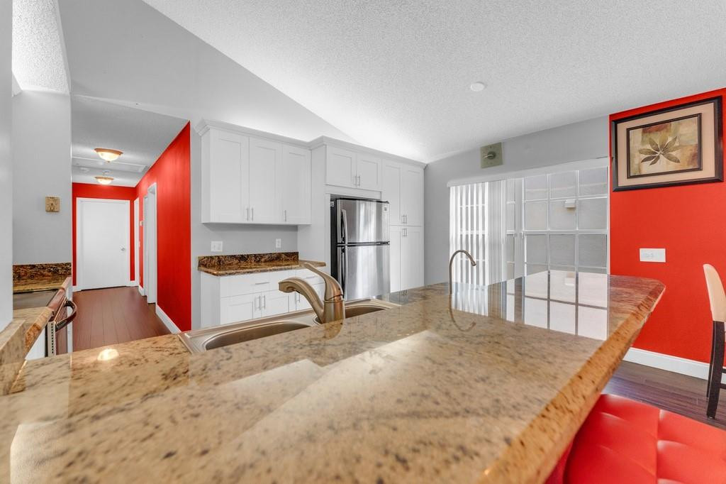 WEST GLEN VILLAGE - Residential