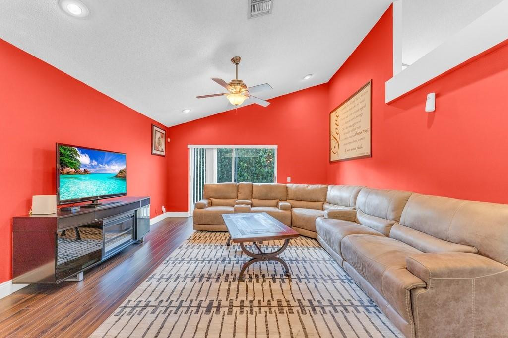 WEST GLEN VILLAGE - Residential