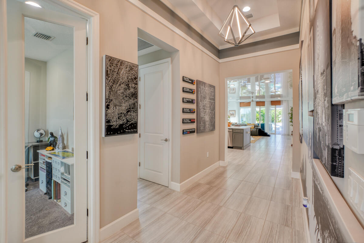 Valencia Cay At Riverland - Residential