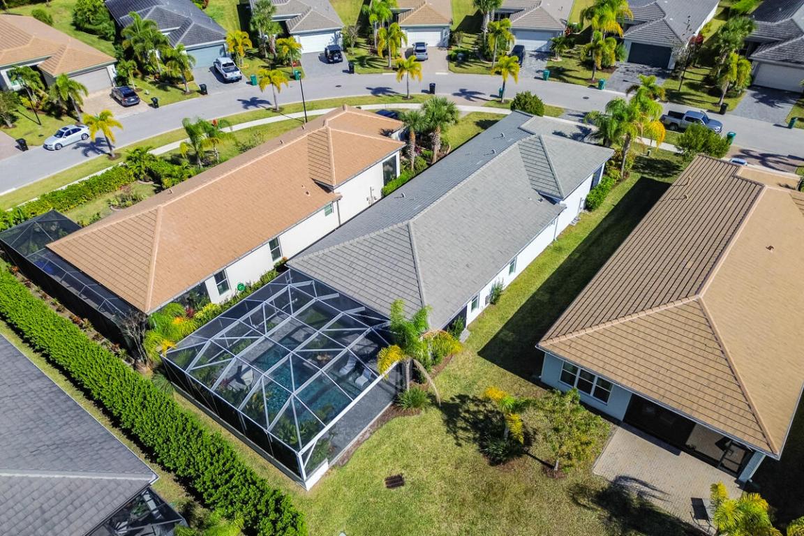 Valencia Cay At Riverland - Residential