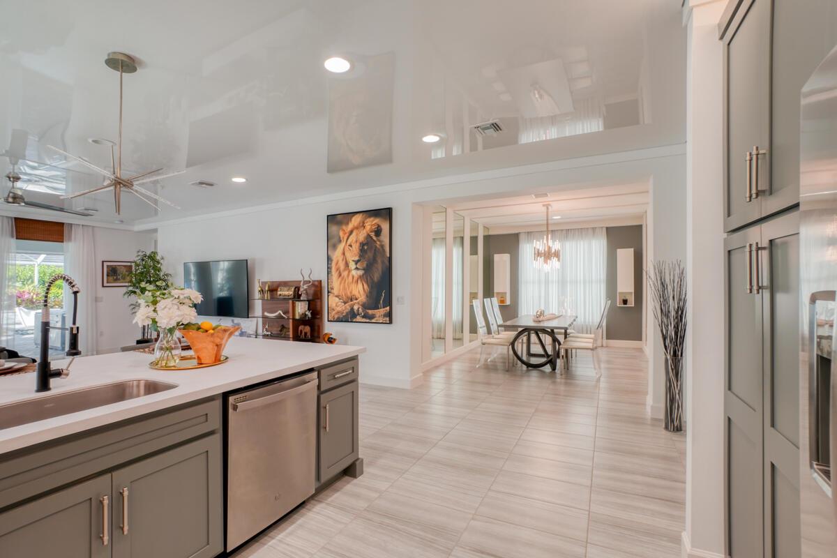 Valencia Cay At Riverland - Residential