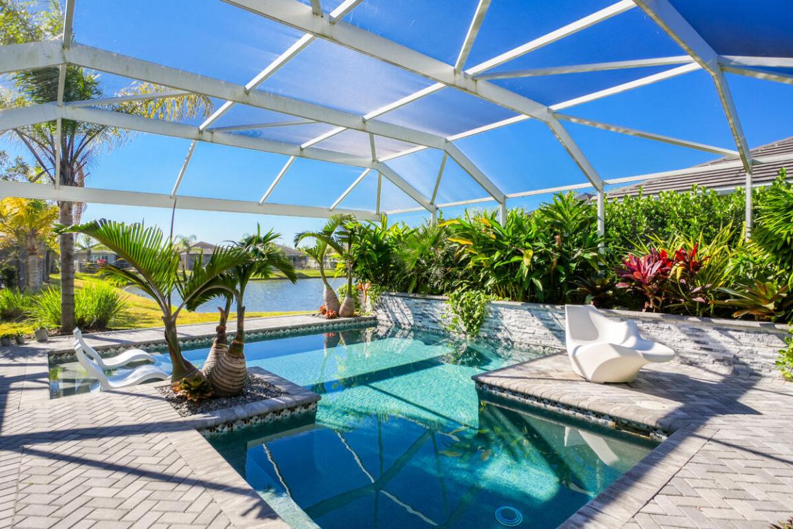 Valencia Cay At Riverland - Residential