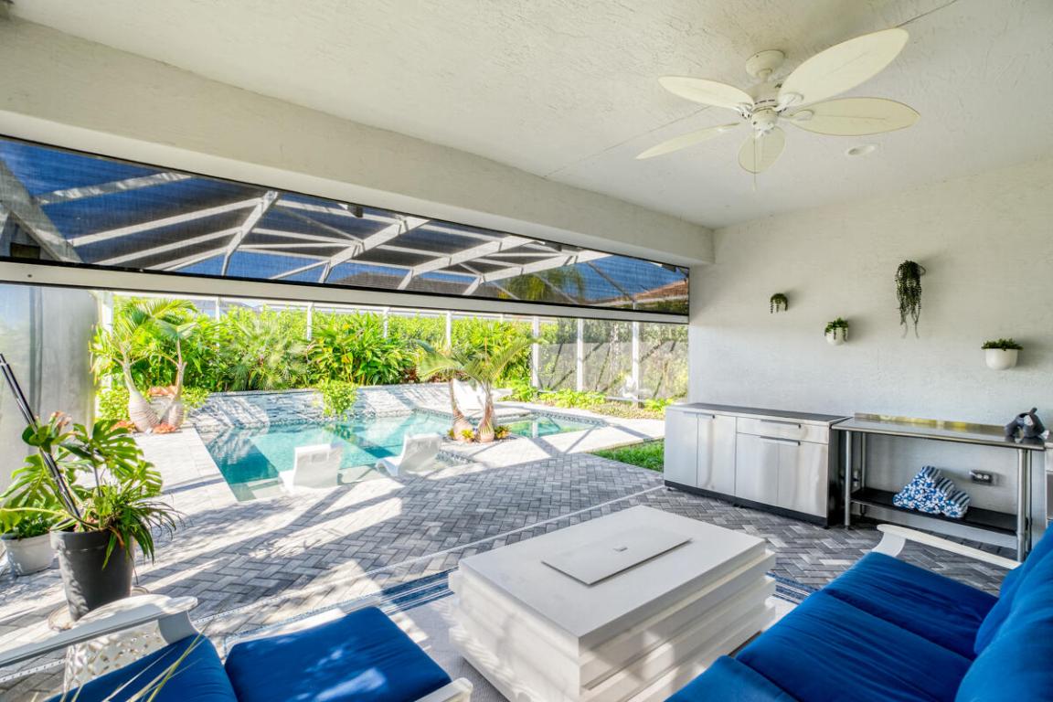 Valencia Cay At Riverland - Residential