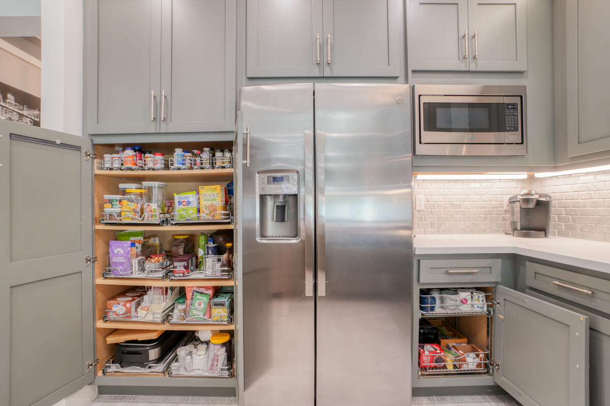 Valencia Cay At Riverland - Residential