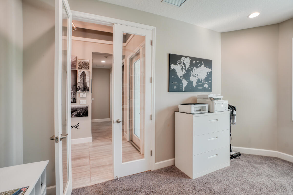 Valencia Cay At Riverland - Residential