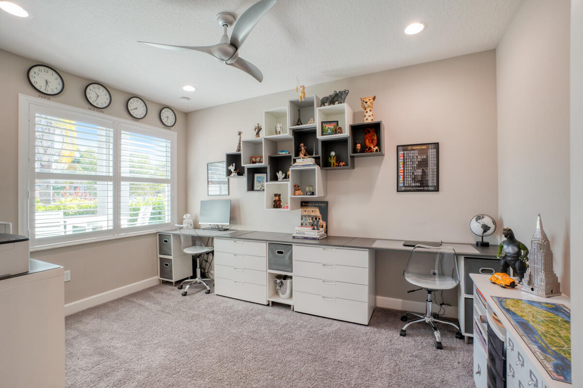 Valencia Cay At Riverland - Residential