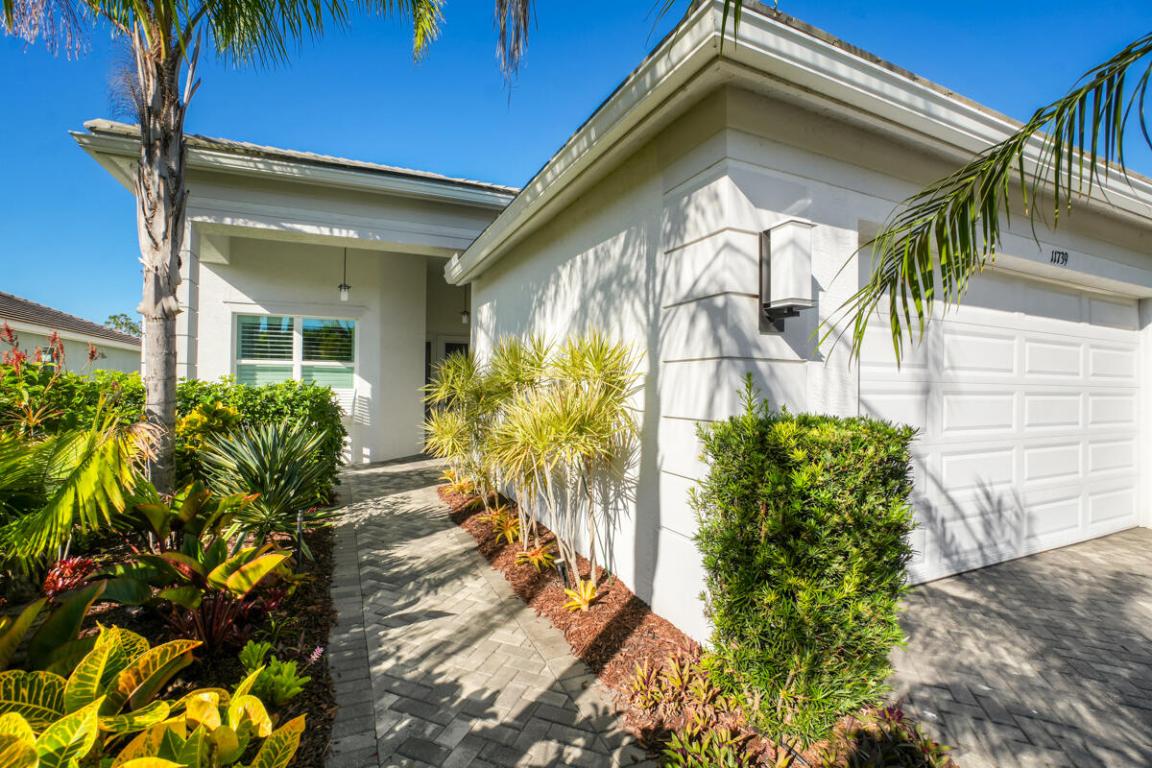 Valencia Cay At Riverland - Residential