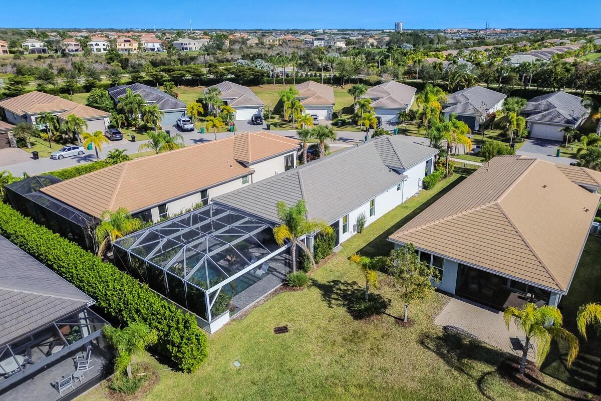 Valencia Cay At Riverland - Residential