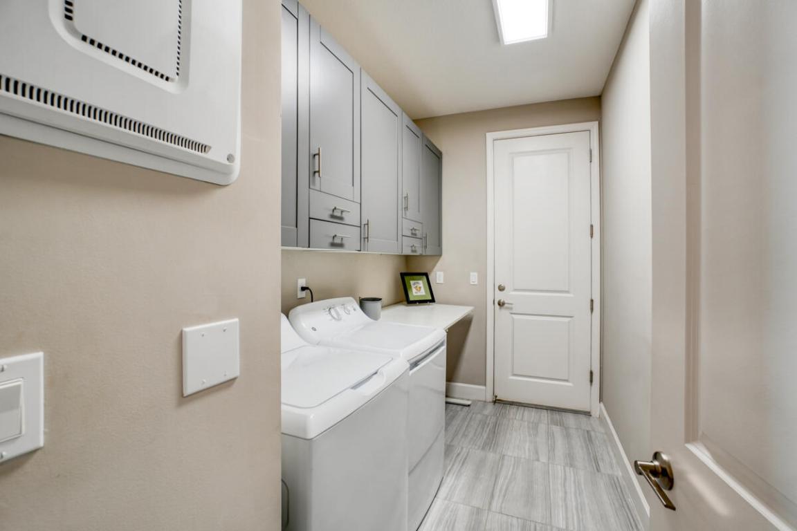 Valencia Cay At Riverland - Residential