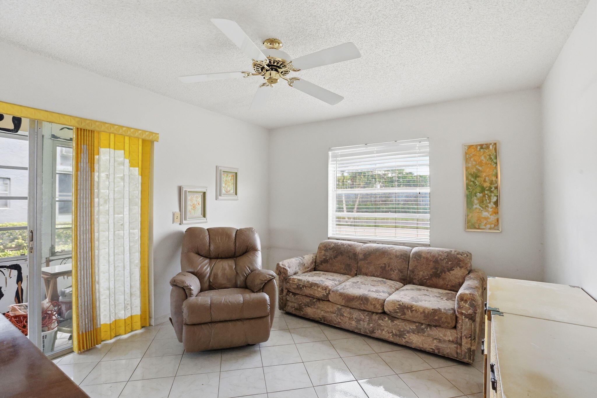 KINGS POINT FLANDERS CONDOS - Residential