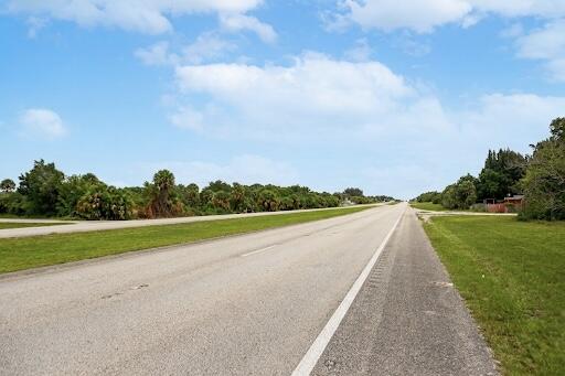 5381 N Us Highway 1
