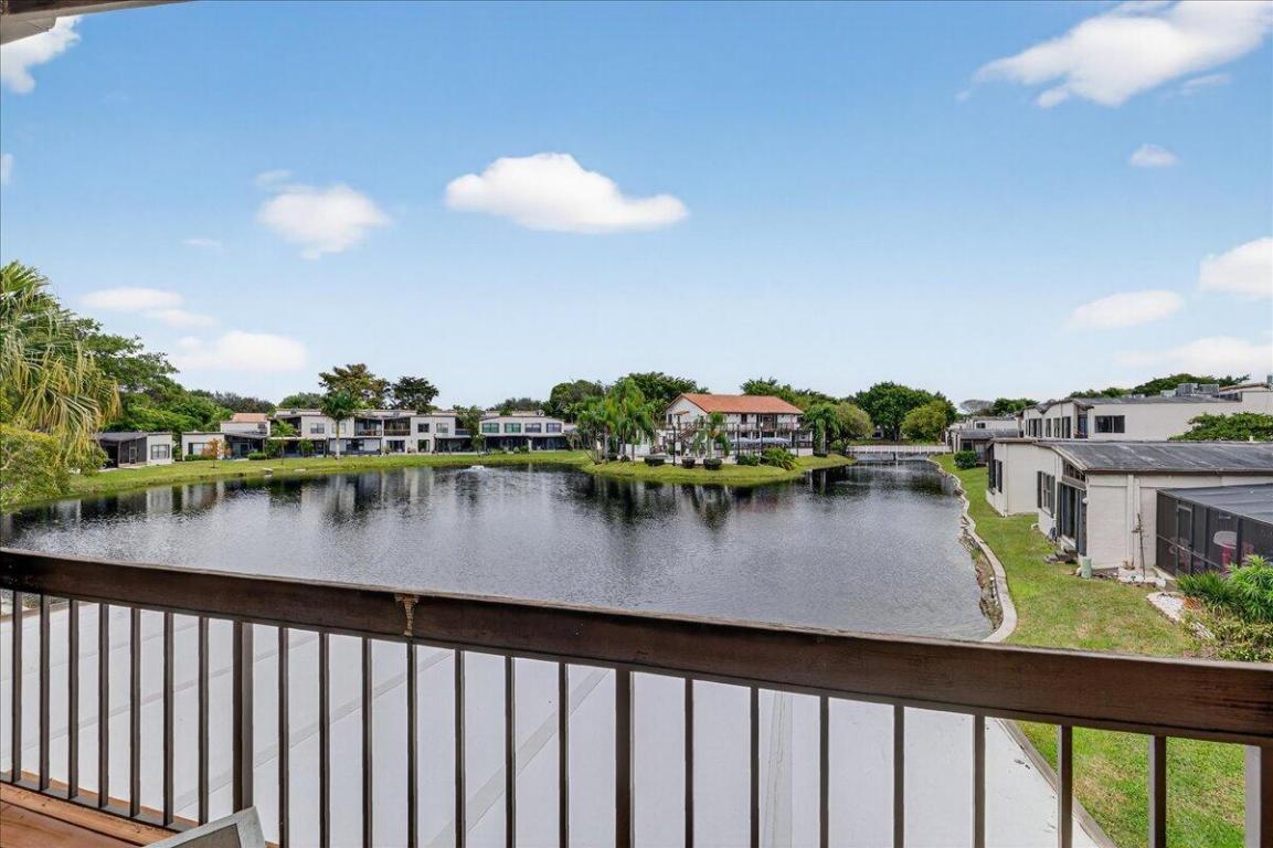 TRELLISES 6A CONDO - Residential