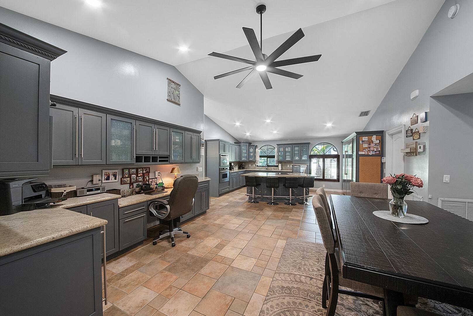 MELROSE PARK - Residential