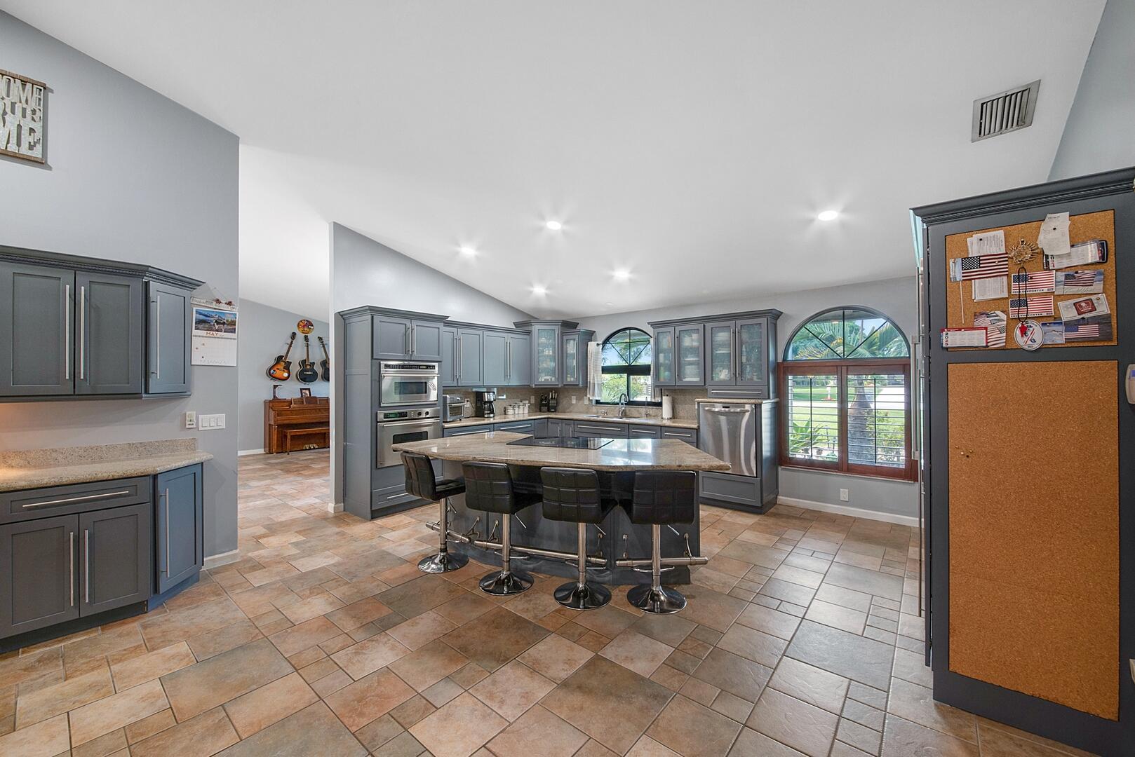 MELROSE PARK - Residential
