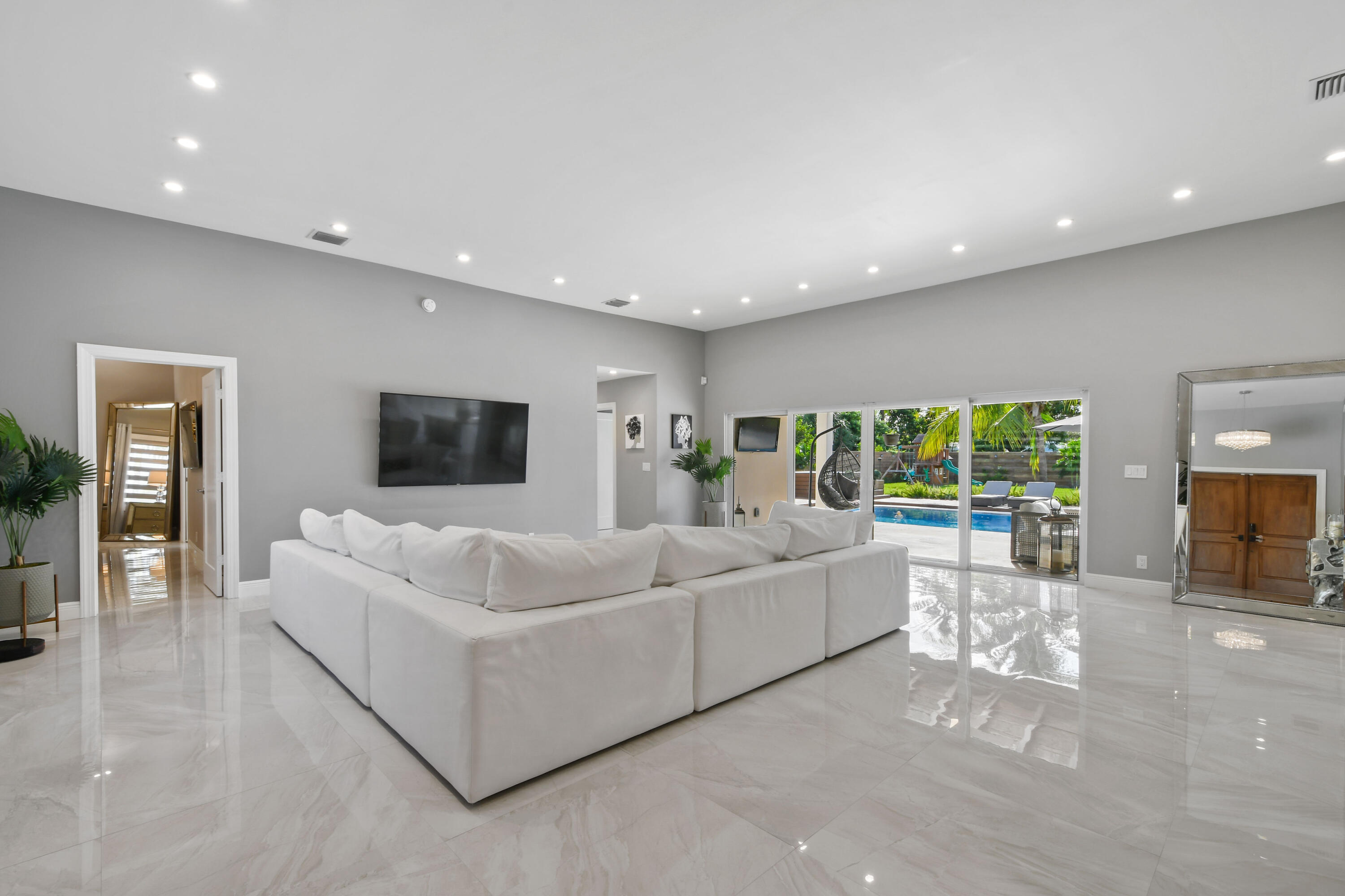 FLA-MANGO GROVELETS - Residential Lease