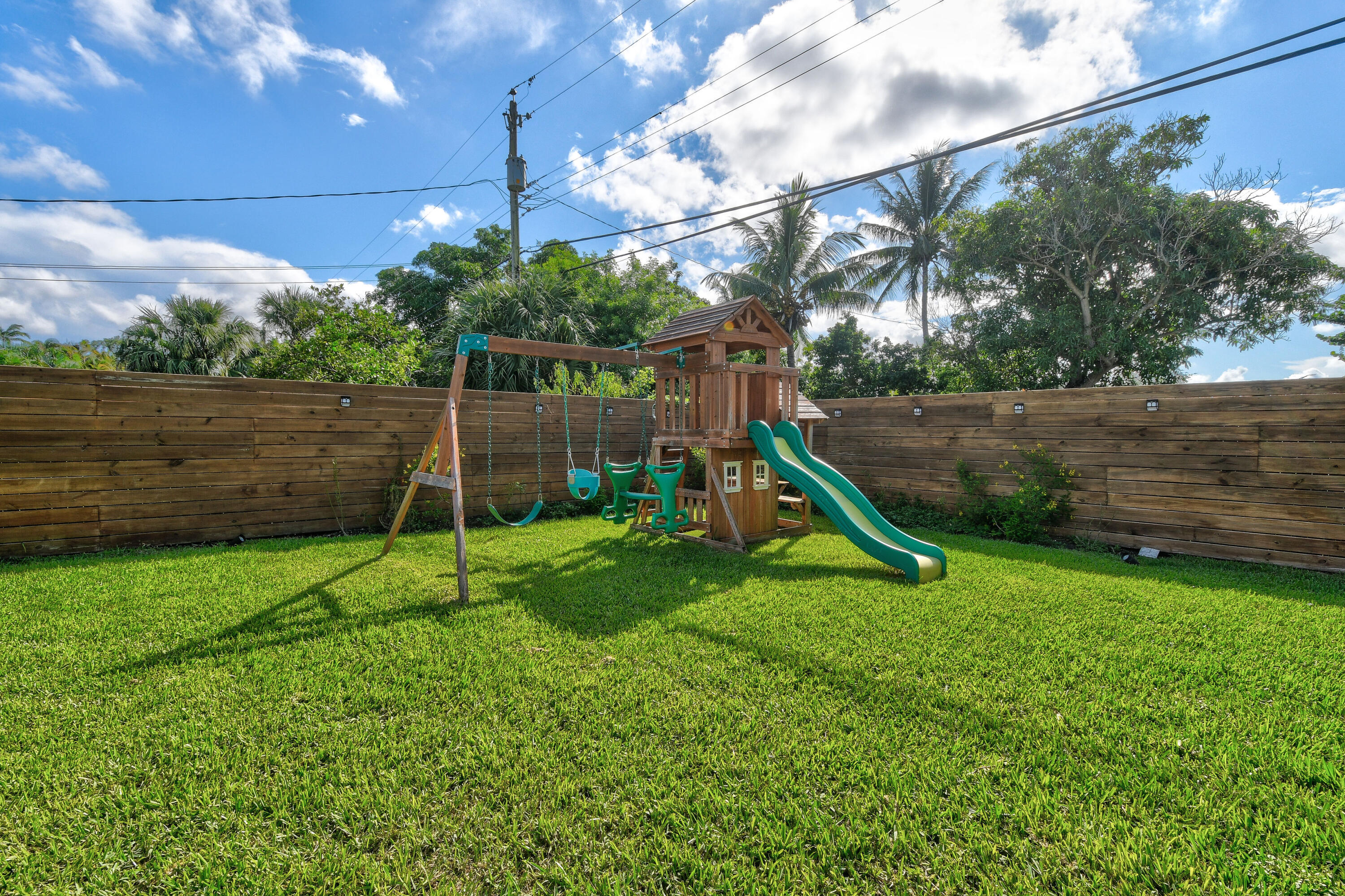 FLA-MANGO GROVELETS - Residential Lease