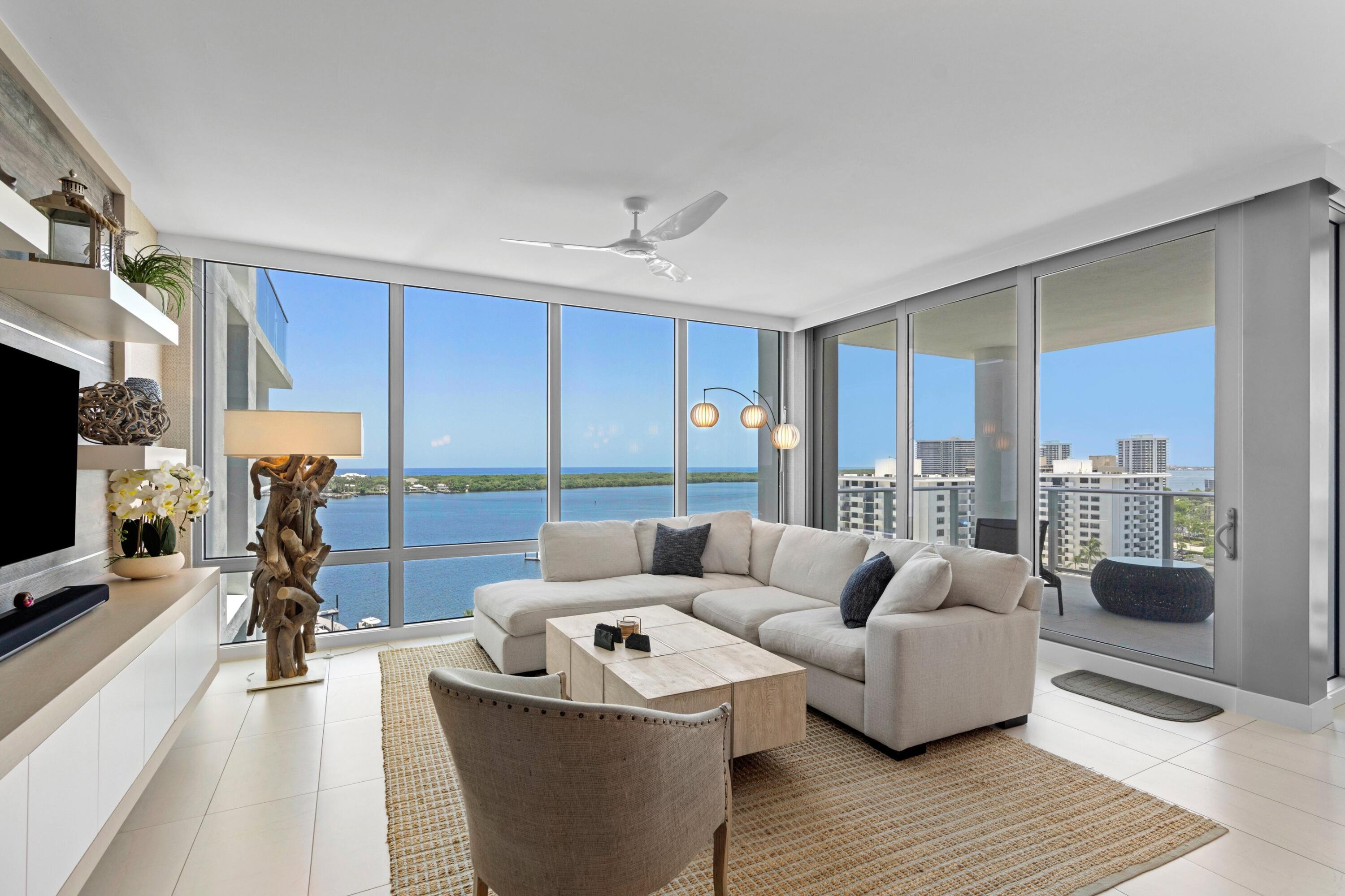 2 WATER CLUB Way 1204