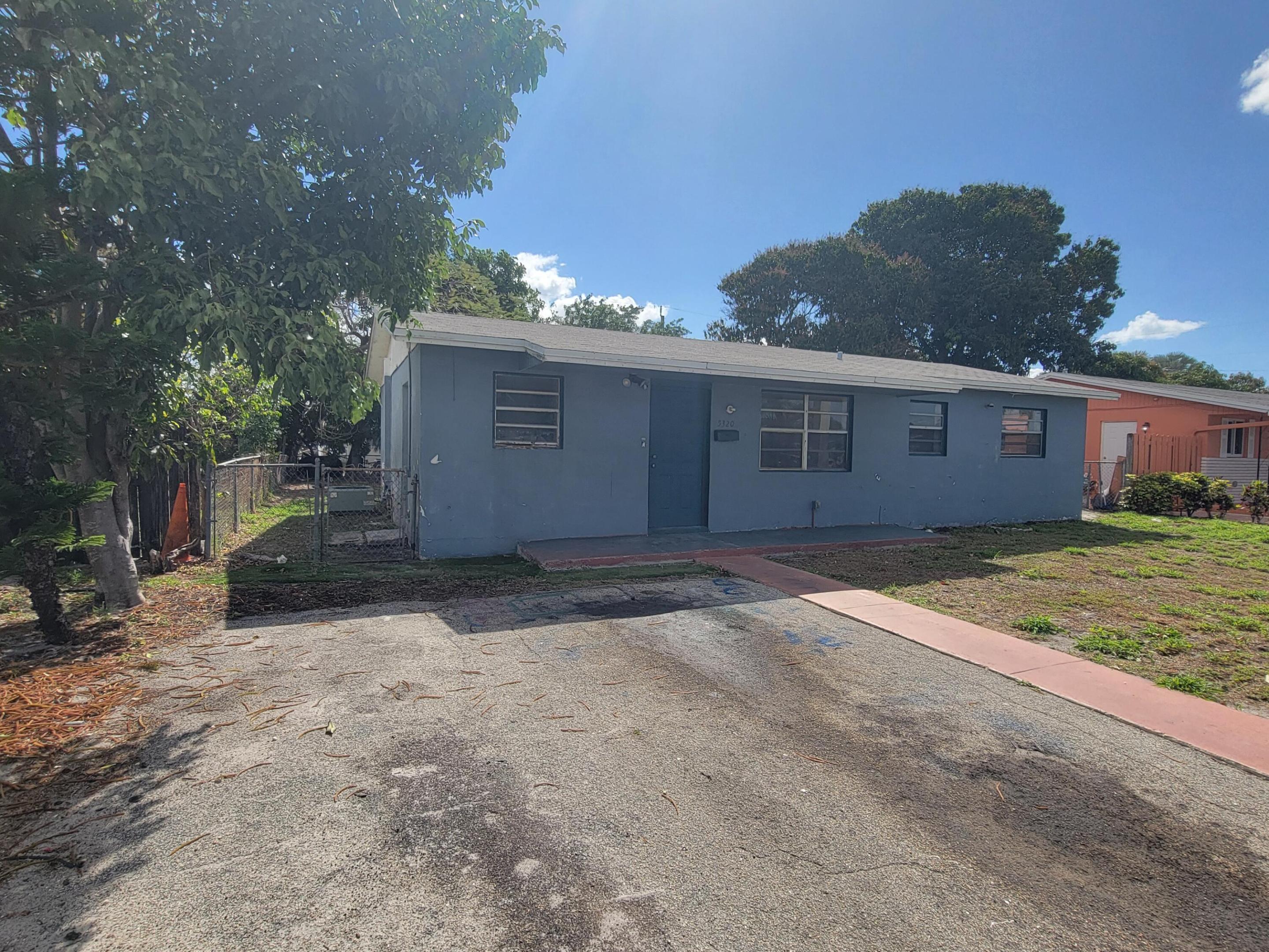 PARK MANOR - Residential