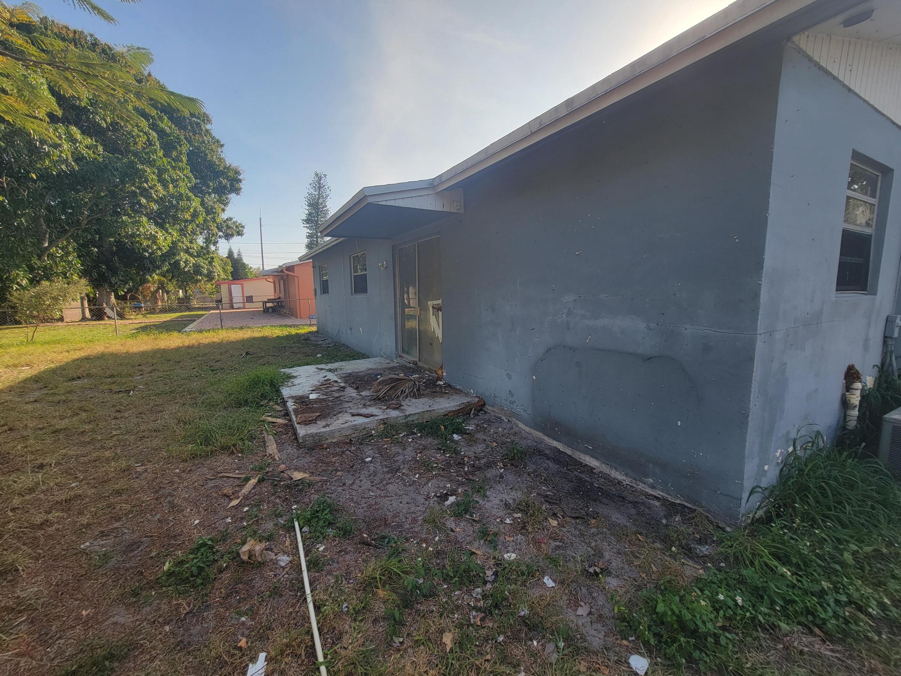 PARK MANOR - Residential