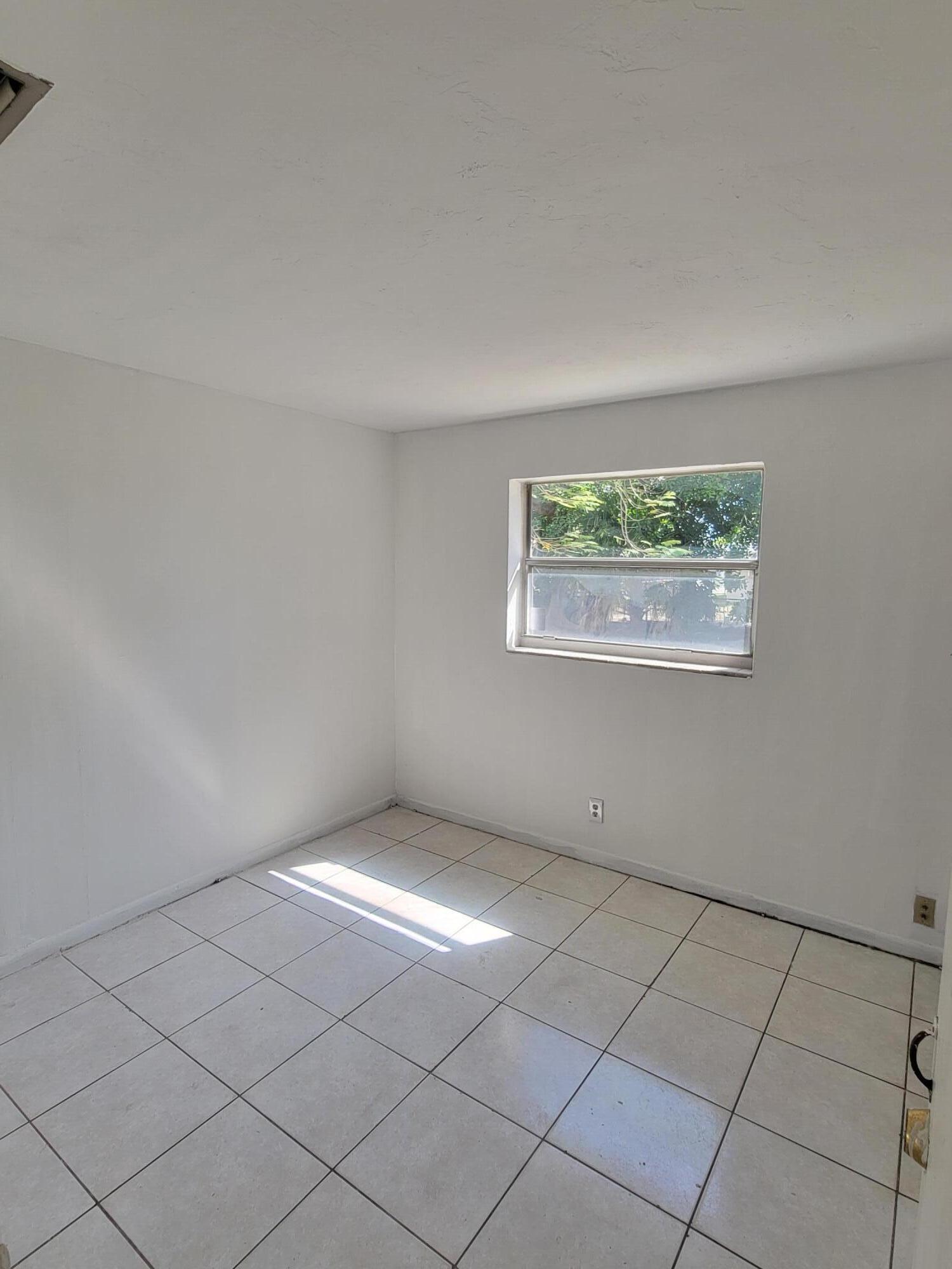 PARK MANOR - Residential