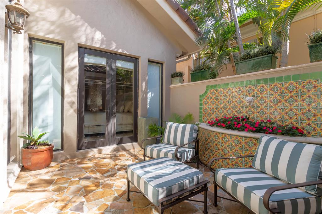 MIZNER LAKE ESTATES - Residential