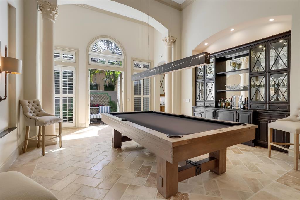 MIZNER LAKE ESTATES - Residential