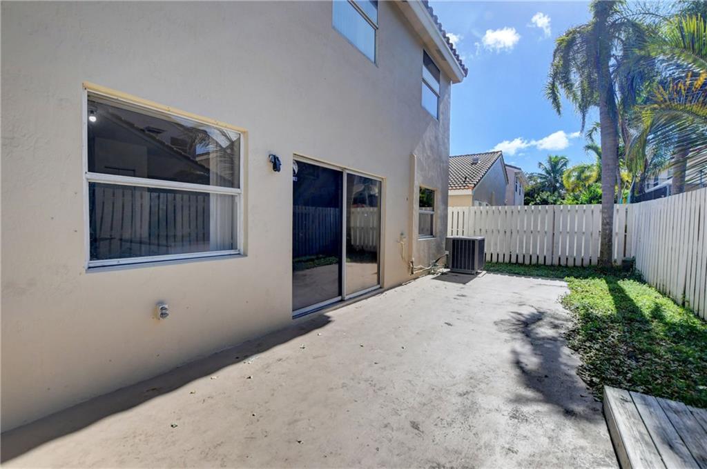 SORBET @ WINSTON PARK - Residential