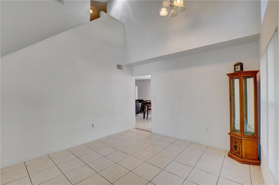 SORBET @ WINSTON PARK - Residential