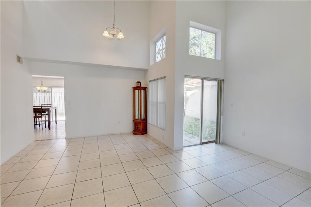 SORBET @ WINSTON PARK - Residential