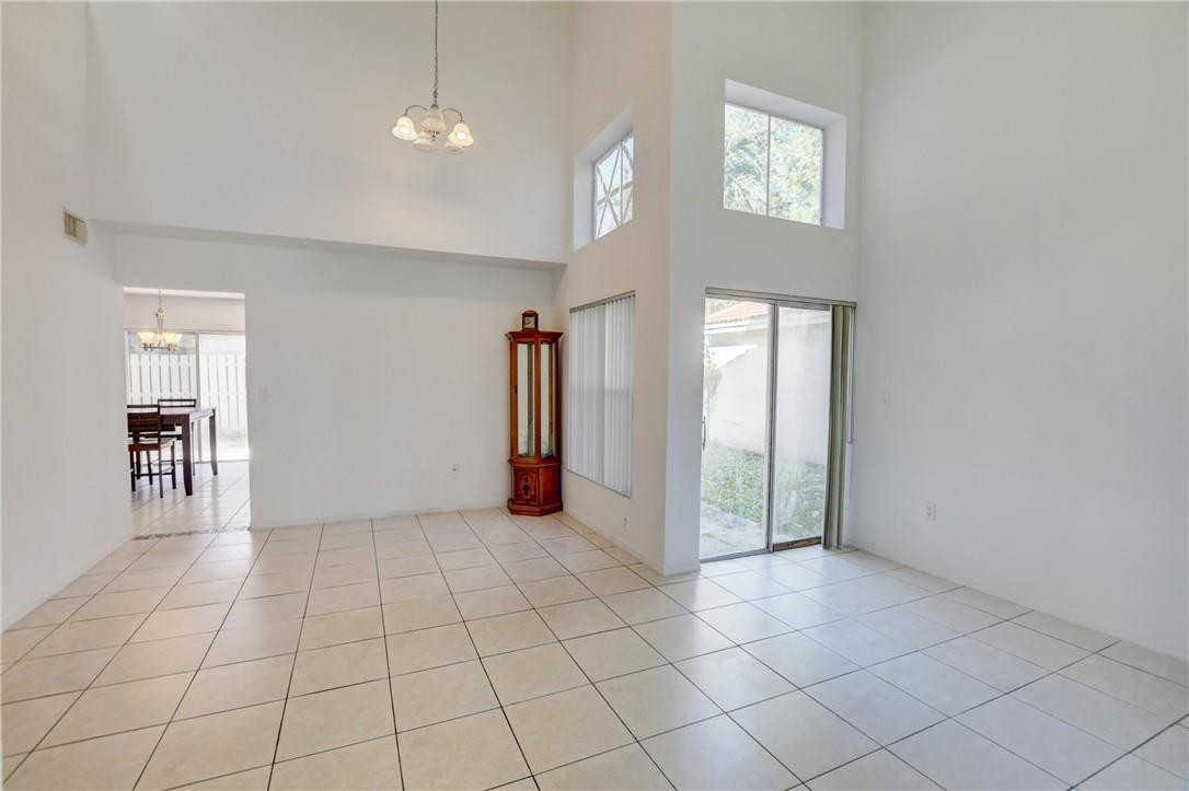 SORBET @ WINSTON PARK - Residential