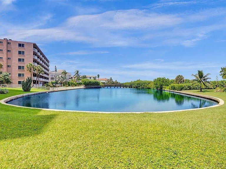 Tiffany Gardens  Condo - Residential