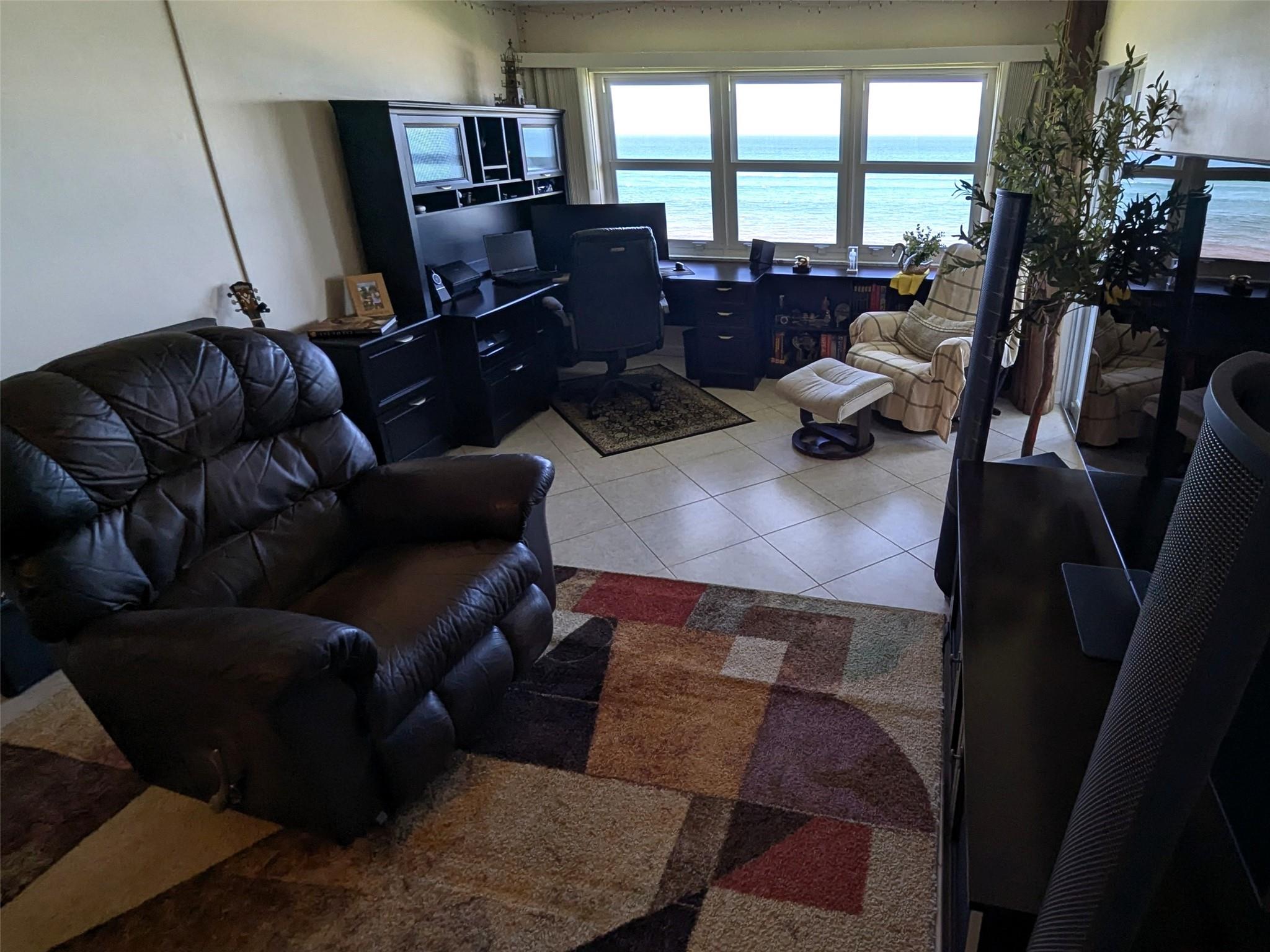 Tiffany Gardens  Condo - Residential