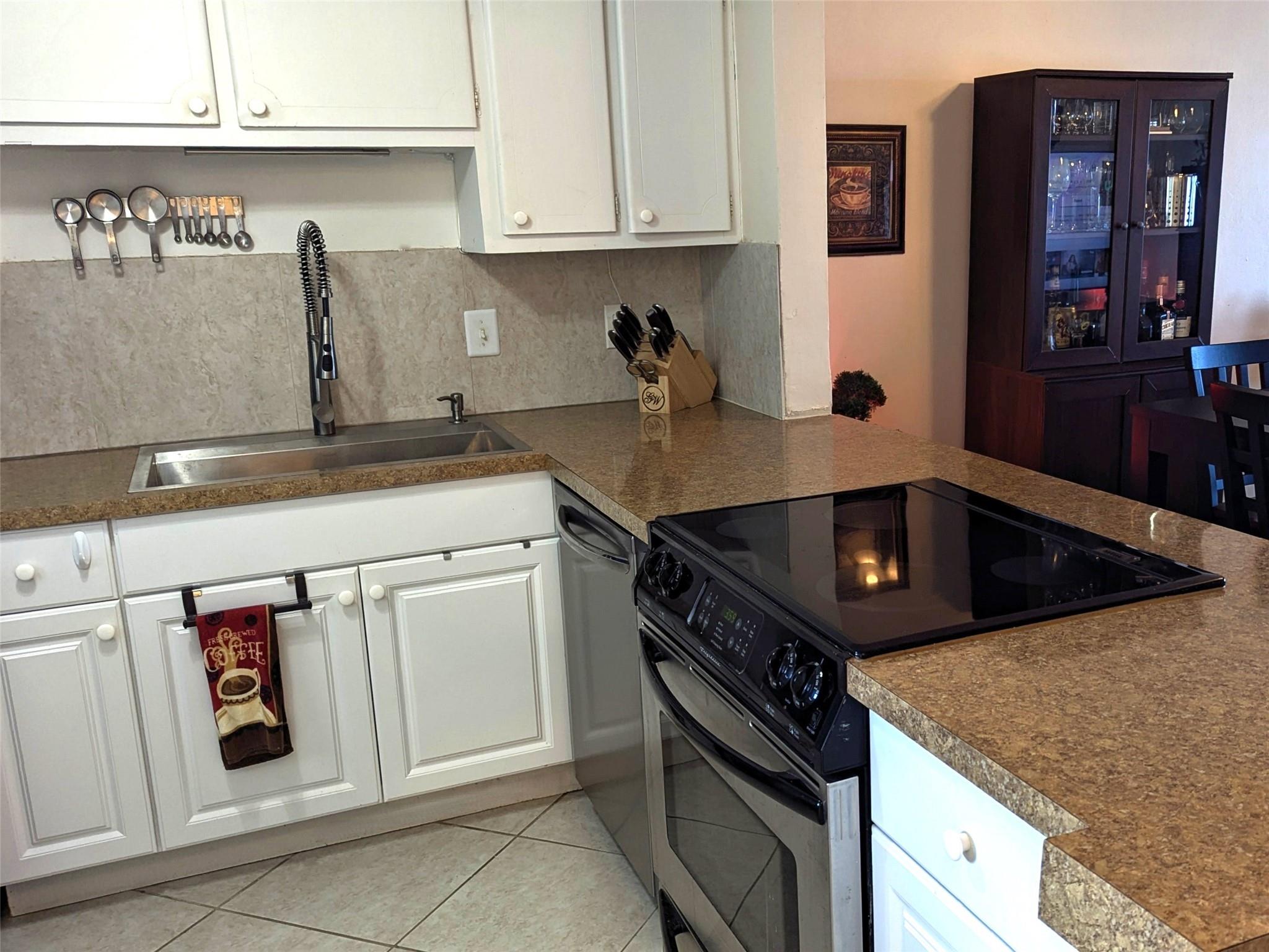 Tiffany Gardens  Condo - Residential