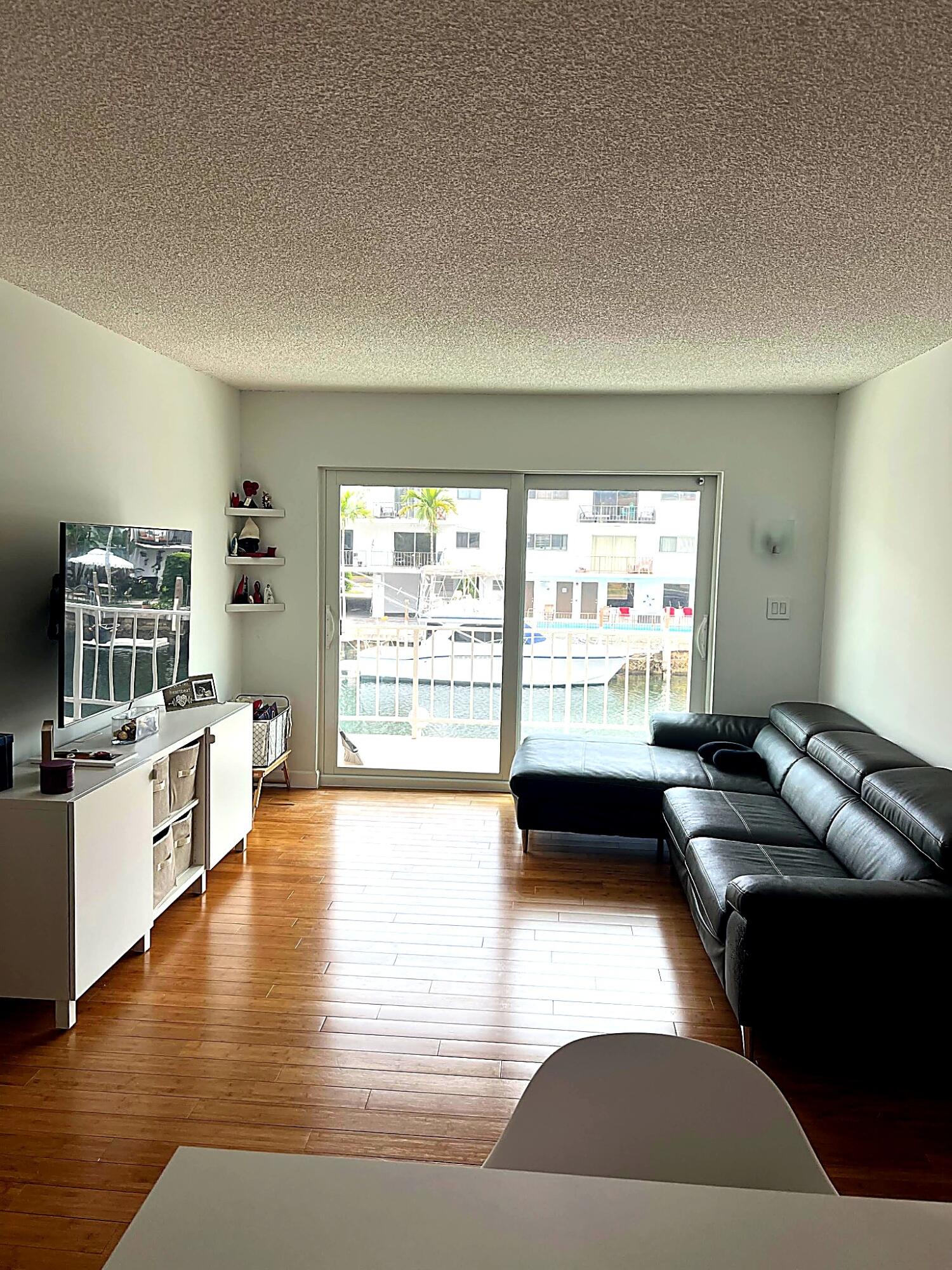 RIVIERA ISLES CONDO - Residential Lease