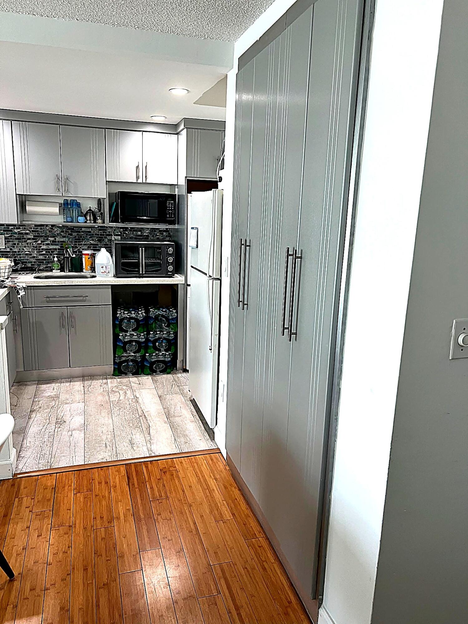 RIVIERA ISLES CONDO - Residential Lease